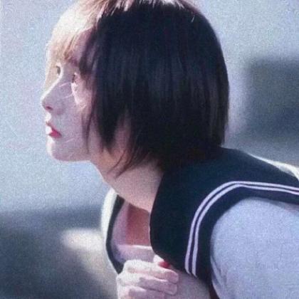 qq女生头像唯美,漂亮的女生看上一眼都成了你的影子