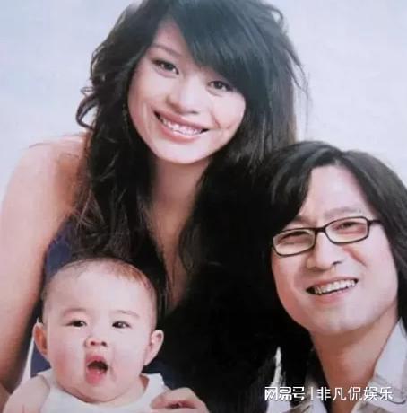  汪峰大女儿的亲生母亲,现实中真的比章子怡还美吗