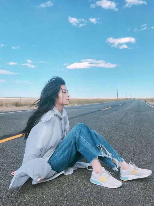  人间清醒失恋深夜伤感的emo