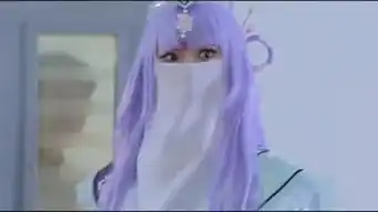  男子变身巴啦啦小魔仙,这表情这动作,吓坏了班上的同学