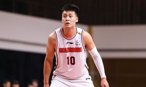  疆粤欲围绕周琦谈交易,赵睿或携手徐昕离队