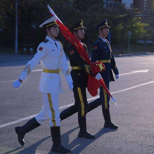  校园里的国旗护卫队