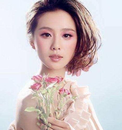  娱乐圈没整过容却也惊为天人的明星有哪些
