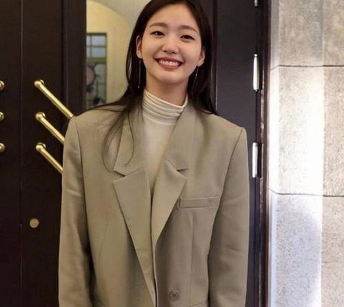  盘点单眼皮也很好看的女星,第一个想到的就是梨泰院女主