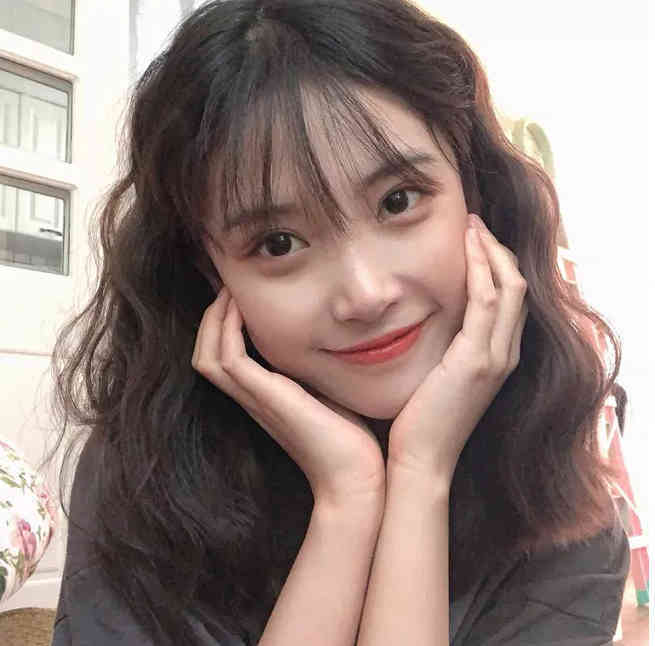 qq头像女生可爱型的网红