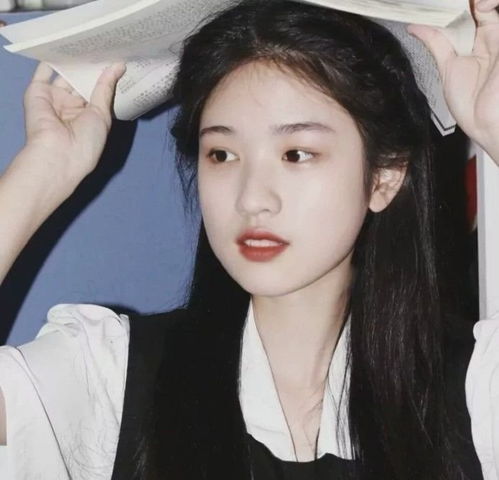  ins女头每一次日落都是太阳留给天空的温柔叭