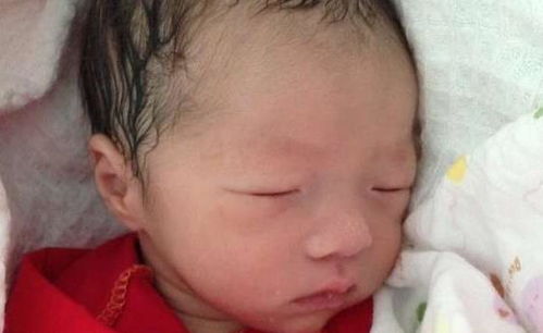  预产期已过3周,医生剖开后戴着口罩还是差点被熏晕,无知太可怕