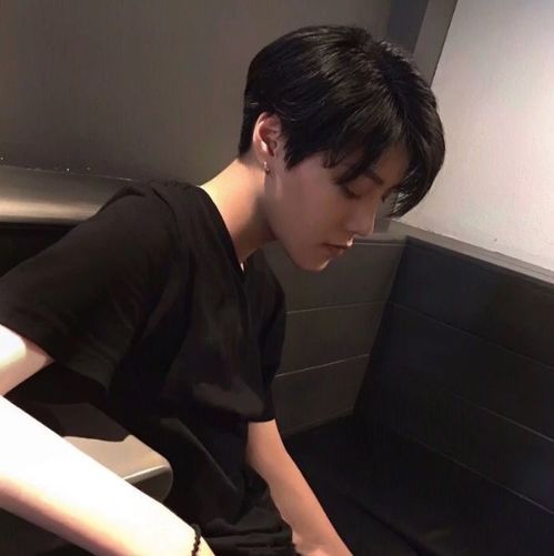  上学时,男生自认为很帅的3行为,女生却贼讨厌,一群渣渣女孩子