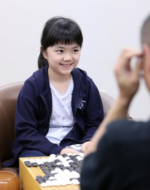  智慧与美貌萌系日本天才少女围棋界的福原爱