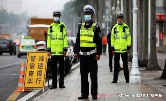  你敢罚我老公,我就罚你儿子,交警队领导之间的较量,看谁更牛