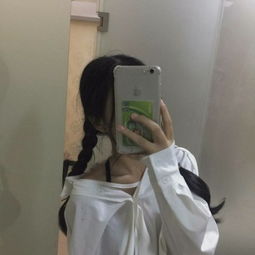  希望晚风可以吹来很多夏天的好消息清纯高颜值性感女生qq头像