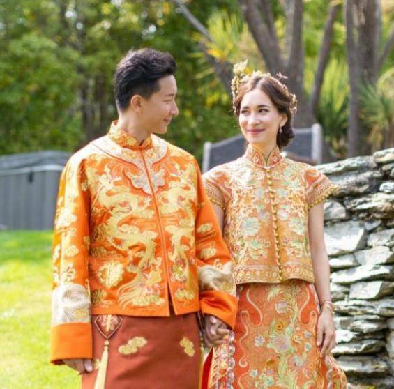  韩庚晒照为老婆卢靖姗庆生甜蜜表白我的爱人,生日快乐