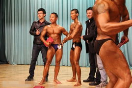  学霸肌肉男现身清华大学集体亮相霸气十足图