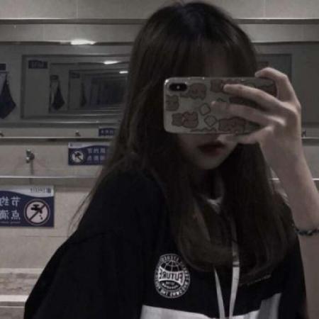 2025最火微信头像美女文