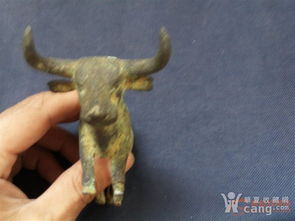  青铜牛