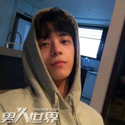  已经订婚的男朋友出轨前女友他求我原谅我能给他机会吗