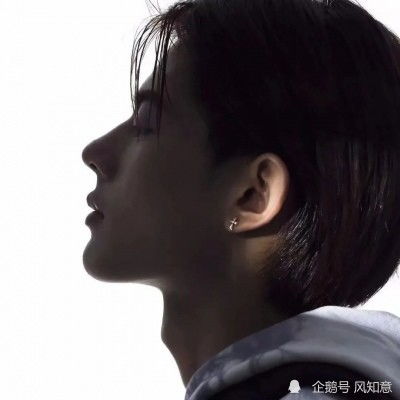  水瓶座喜欢一个人的表现是什么一门玄学