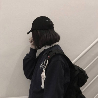  2019高冷气质女神头像戴帽子清新高贵御姐头像
