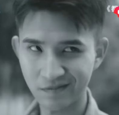  歪嘴战神表情包歪嘴战神耐克表情包歪嘴龙王表情包
