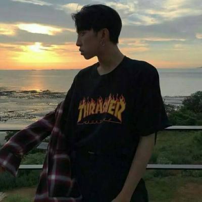  林一甜承蒙你出现够我欢喜好qq男生头像我要个性网