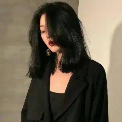  霸气网名女生高冷四字酷辣宝贝