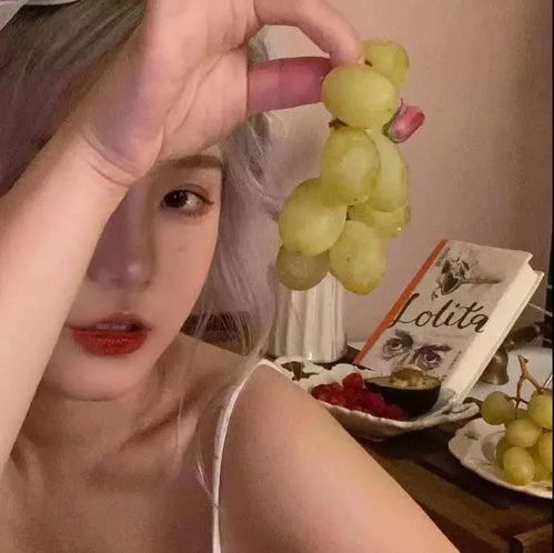微信头像女高级感小众in