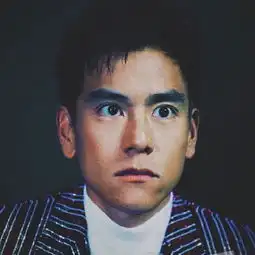  彭于晏一个行走的表情包