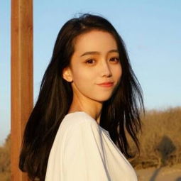  青春阳光女生头像充满阳光气息的少女