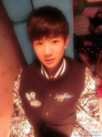  tfboys王源最帅的图片越多越好