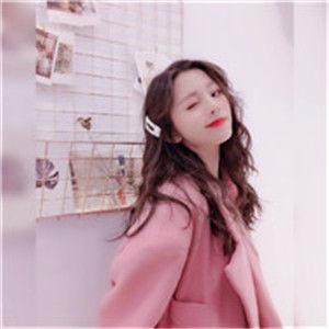  时尚美女微信头像适合这个季节用的时尚冬装美女图片