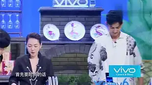  杨幂模仿小s最丑的表情,模仿相似度100,引起全场大笑
