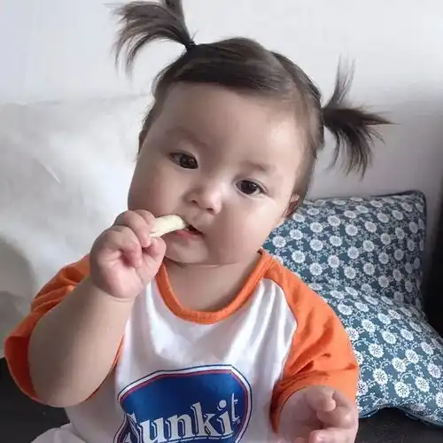  罗熙表情包如果生活太难那祝我们下班快乐