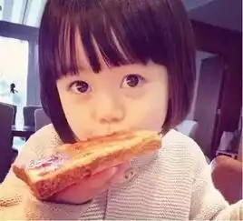  包饺子撞脸网红表情包,诺一双眼皮碾压半个娱乐圈,你被哪个星二代圈粉了