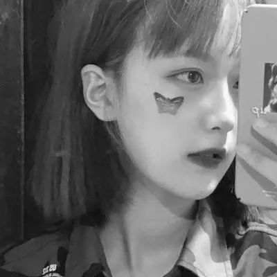 qq头像女生萌娃系图片黑