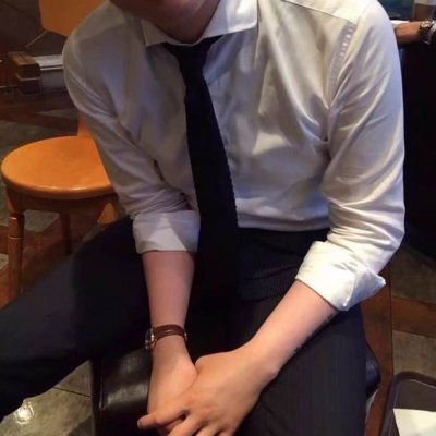 头像男小众高级西装