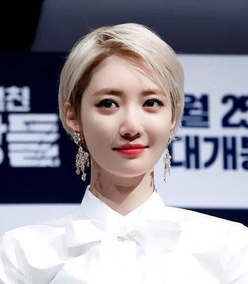  短发女神高俊熙,不管什么发色都很美