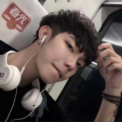  好看的头像图片男生,保持男儿本色不卑不亢