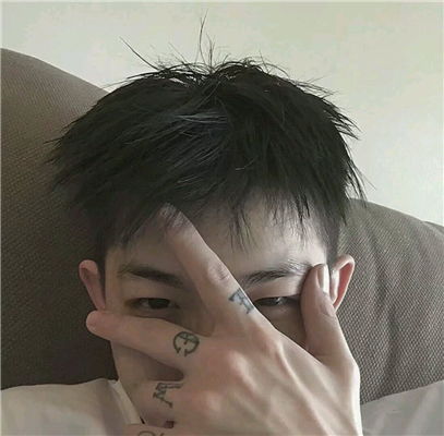 性感霸气潮流男生头像男生qq小清新头像