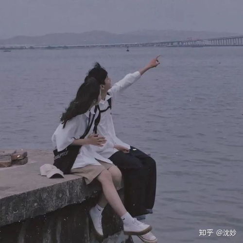  秋天来了快换上很甜很小众的情侣网名头像