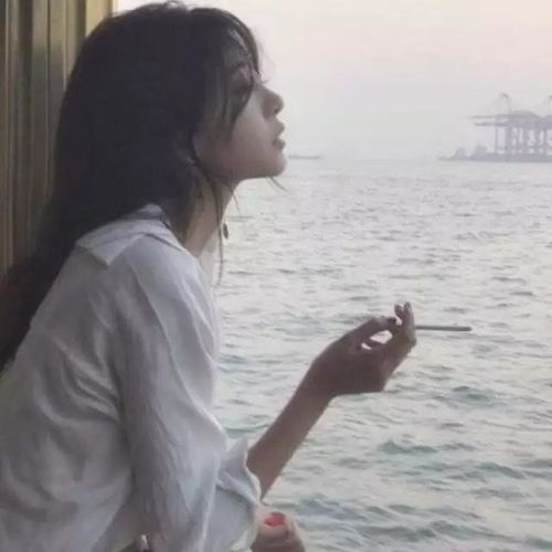  24岁女孩宫颈癌晚期,母亲痛哭,医生却说是她的那些男友害的