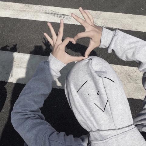  抖音网红搞怪情侣头像快手抖音里的搞笑情侣图片一对两张