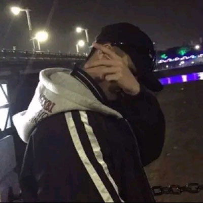  男生头像霸气超拽背影00后侧脸