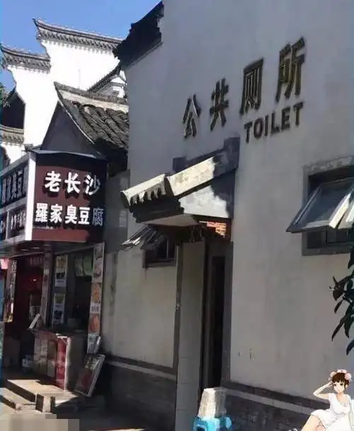  搞笑gif趣图当二胎政策开放以后,哥哥第一次看到弟弟的表情