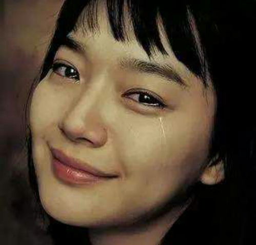 当头像的女图片一个女人