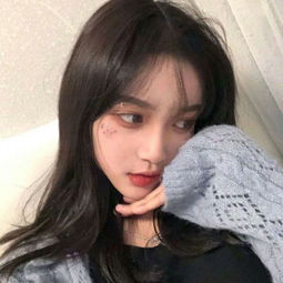  网红脸图片大全霸气长发个性女生头像