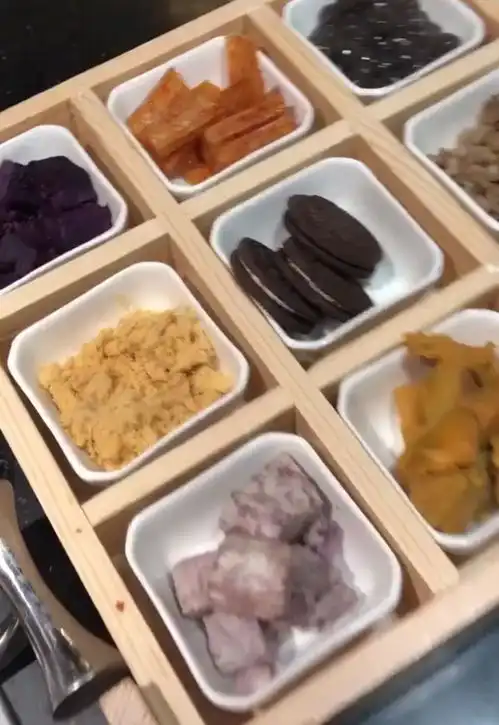 奶茶火锅你敢吃吗反正我不敢