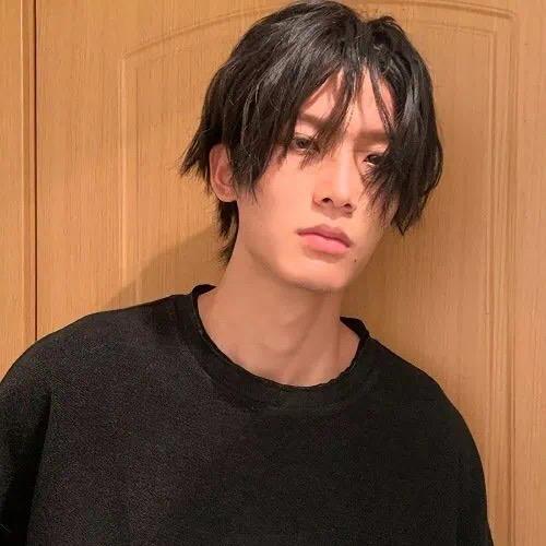  有没有什么很攻气的头像