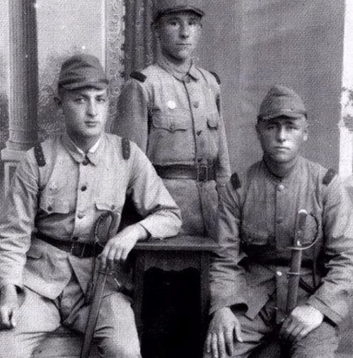  1945年,日军指认一游击队员为卧底,队员我本就是中国人