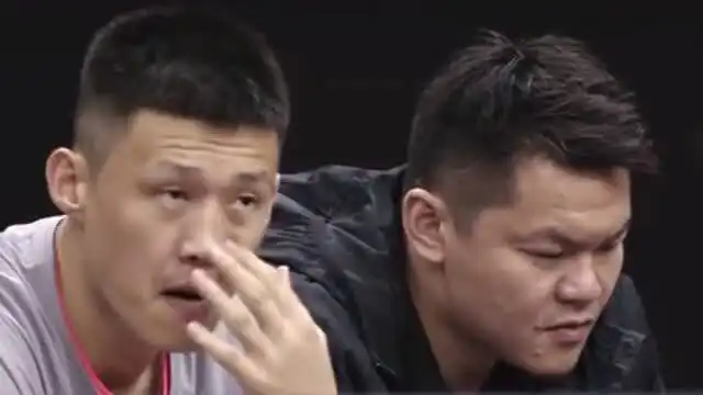  笑哭广东宏远改名广东大益队,周鹏搞笑的小表情,好可爱