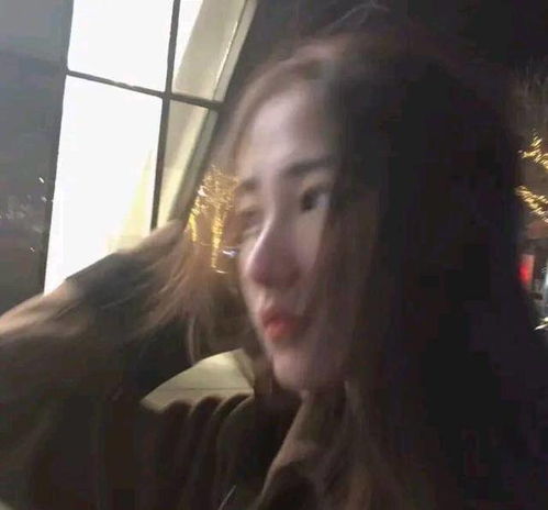  不能频繁联系女人的三个原因,即使你很想她,也要克制住自己